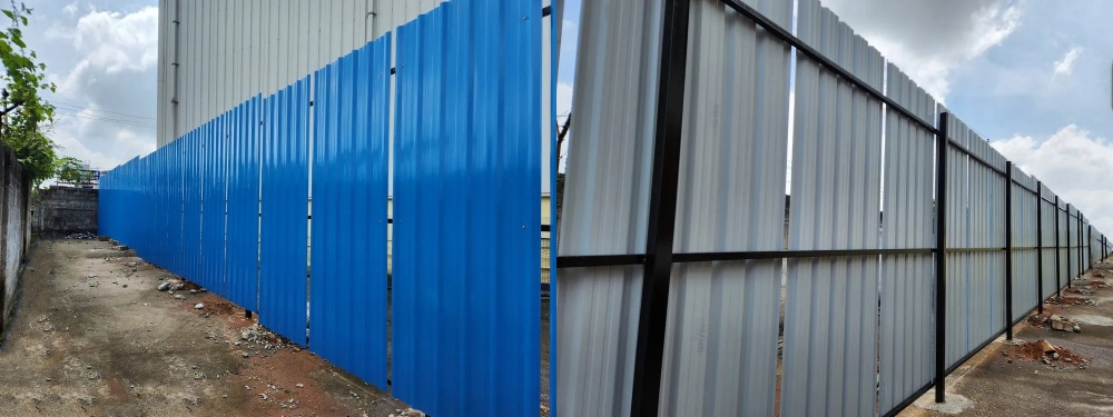 Site Hoarding and FRP Roofing Sheet