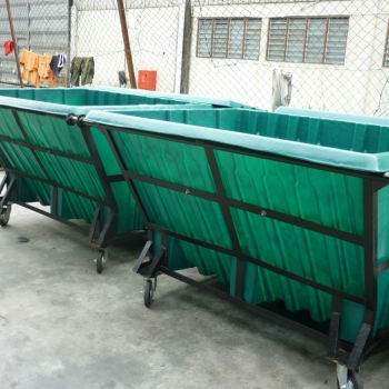 Leach bin c/w metal frame 1100L