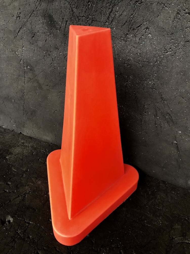 Traffic Cone Model: TC-25T