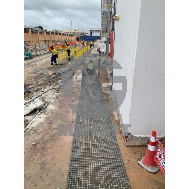 MUIGRATE MG50/38 Heavy-Duty FRP Grating | Construction Site Safety & Mud Control Mat